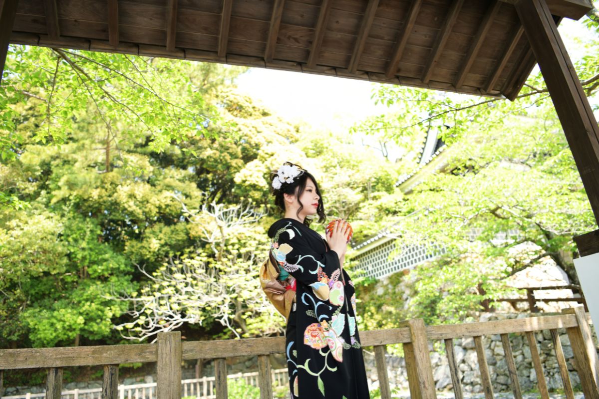 田原城跡×振袖前撮り|歴史的名所で叶える特別な一枚 5 location p2 1200 x 800