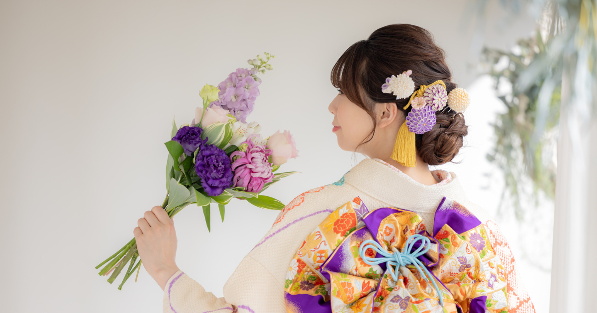 和装の魅力を引き立てる髪飾り - 和遊館丸豊｜創業133年フォトスタジオ