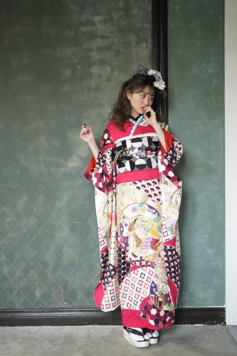 流行の振袖 最新振袖コレクション 2025- 和遊館丸豊