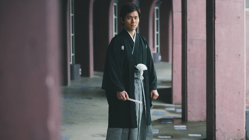成人式の男性の袴レンタル