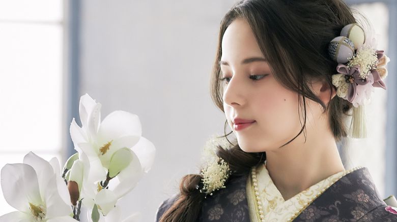 成人式に映える編みおろし髪飾り