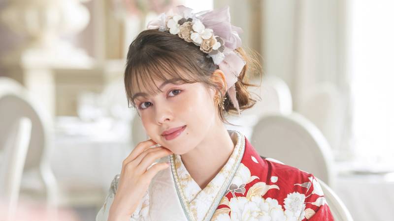 成人式 髪飾り どこで買う