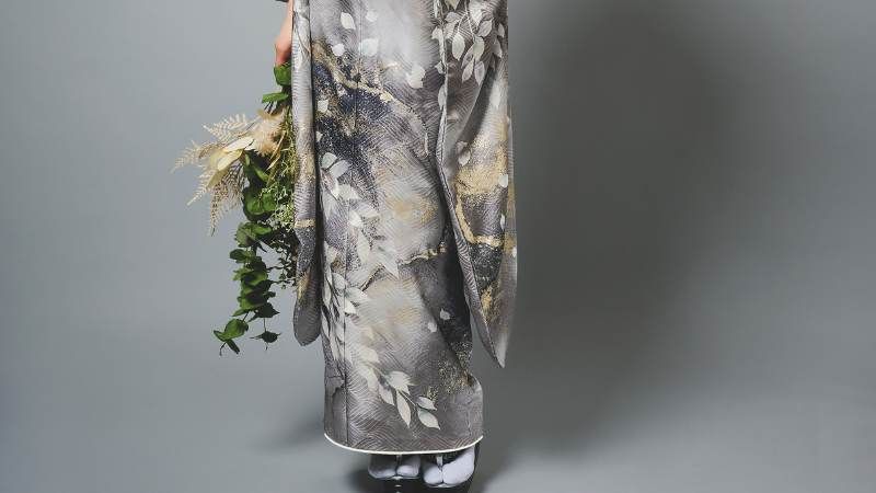 くすみカラー振袖