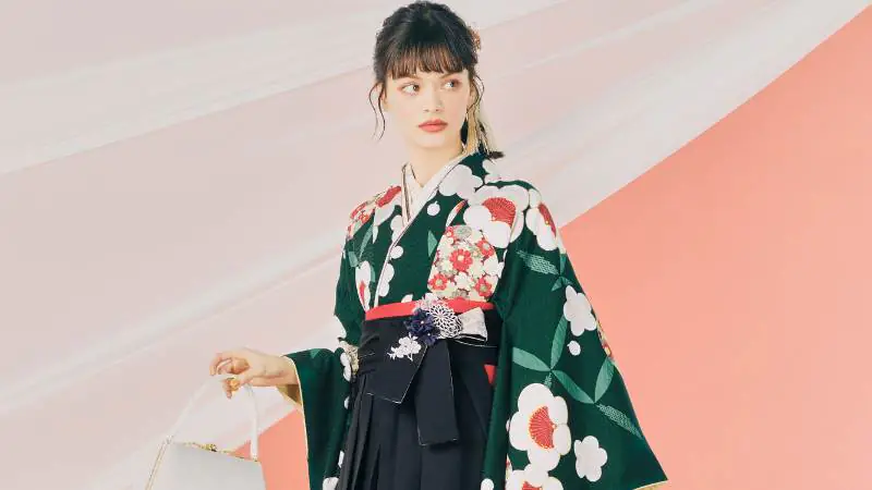 紺色の袴レンタルで理想を叶える!選び方・コーディネートの全て #袴レンタル紺色 #袴レンタル #紺色 3 紺色の卒業式の袴レンタル