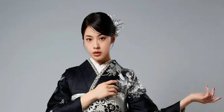 モダン振袖